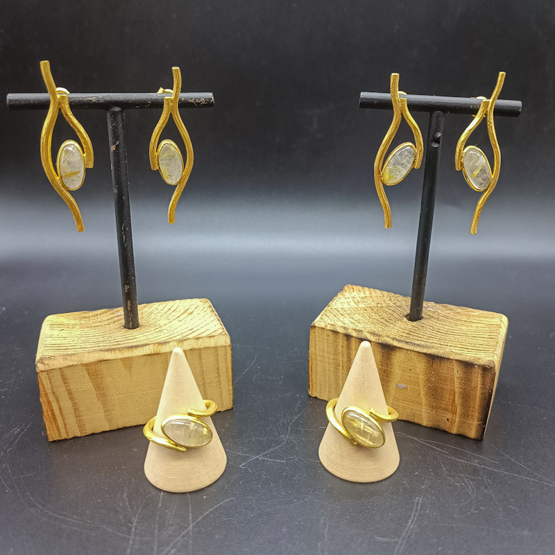 Conjunt d'or i rutil